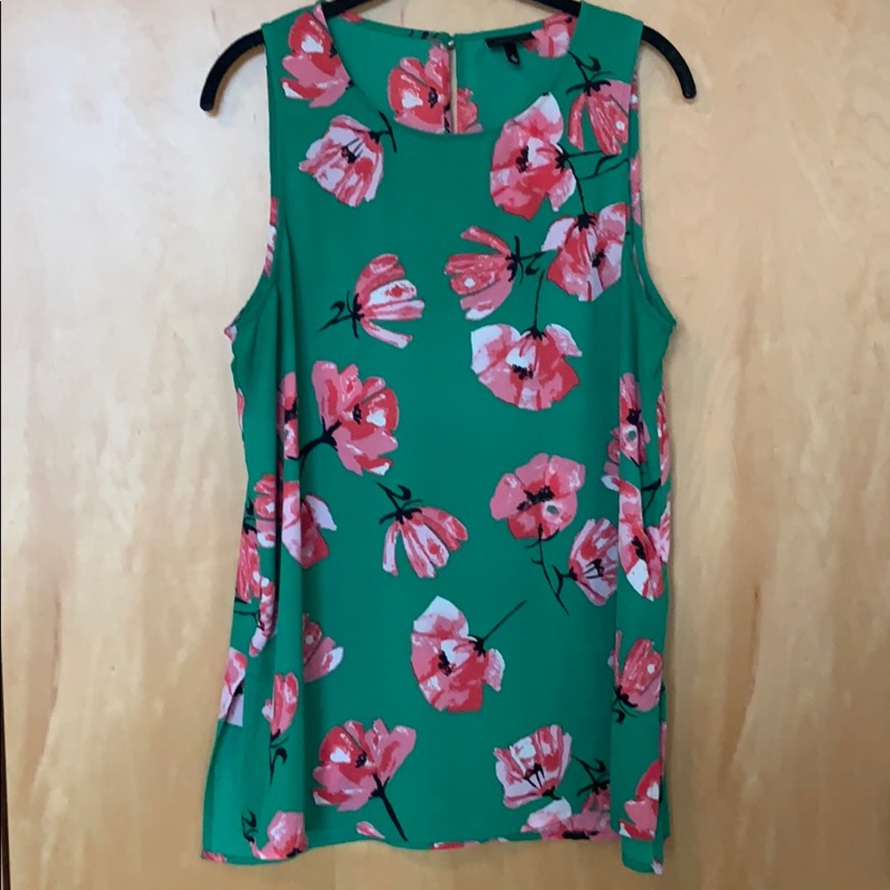 Green and Pink Floral Sleeveless Tunic Top